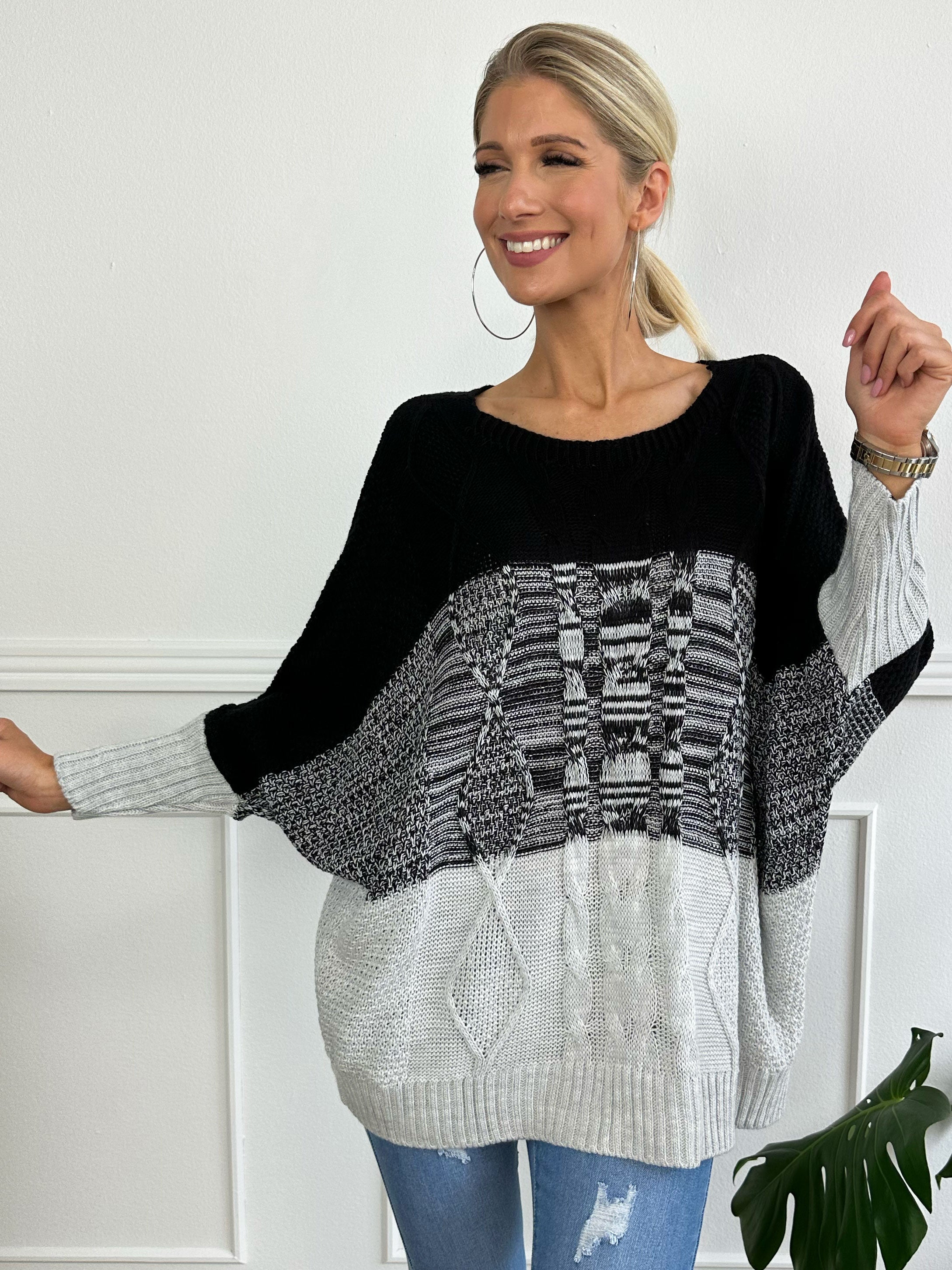 Malika - Flerfarvet strik med flagermusærmer